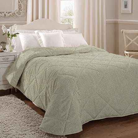 Quilted bedspread