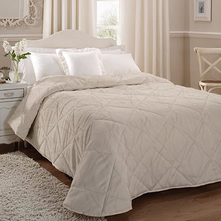Quilted bedspread
