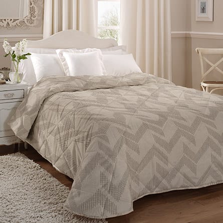 Quilted bedspread