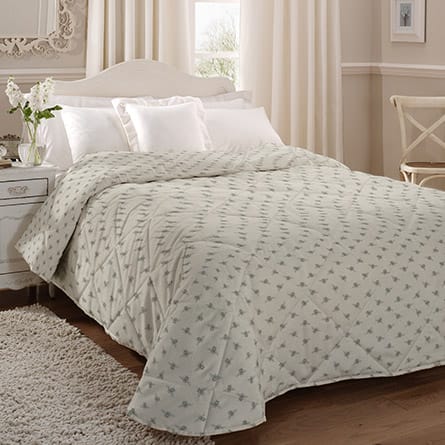 Quilted bedspread