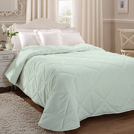 Quilted bedspread