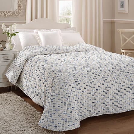 Quilted bedspread