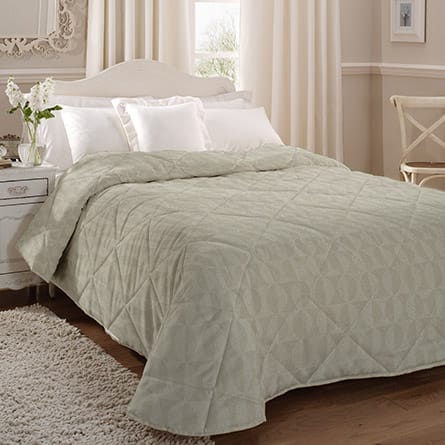 Quilted bedspread