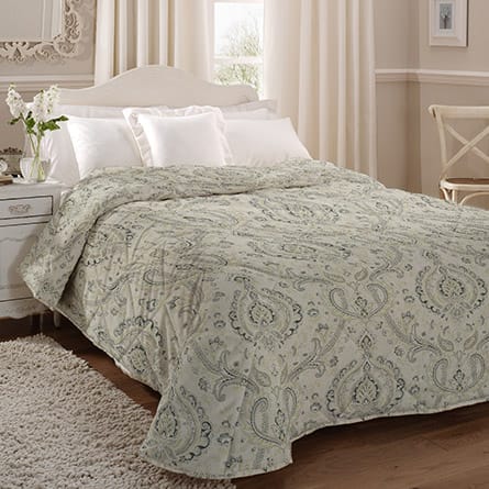 Quilted bedspread