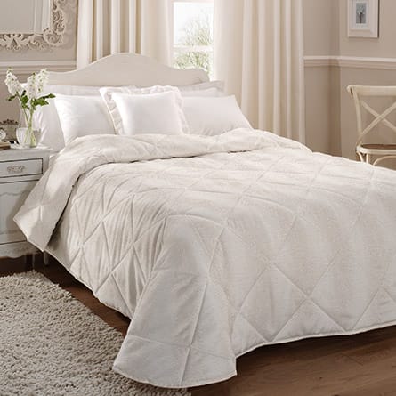 Quilted bedspread