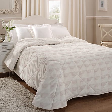 Quilted bedspread