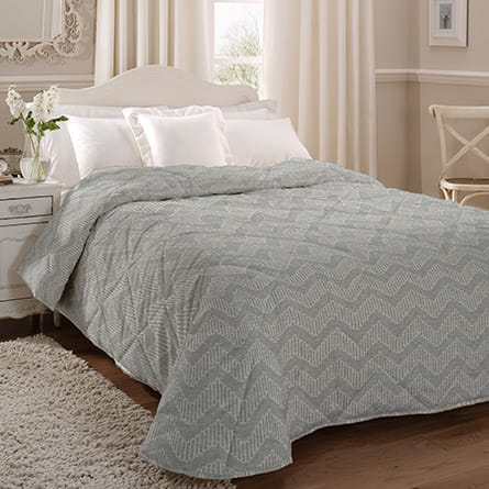 Quilted bedspread
