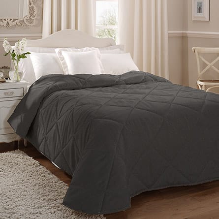 Quilted bedspread