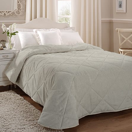 Quilted bedspread