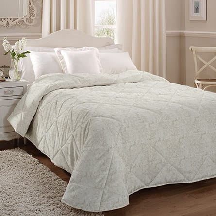 Quilted bedspread