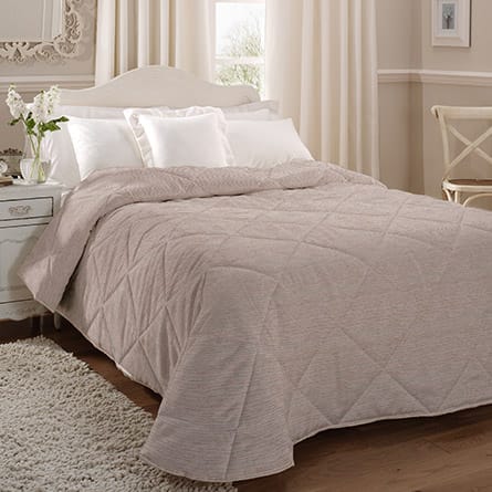 Quilted bedspread