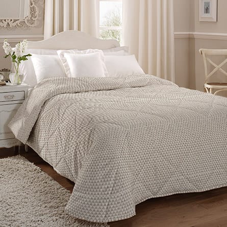 Quilted bedspread