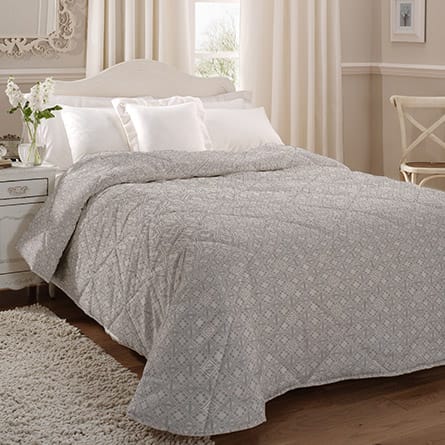 Quilted bedspread