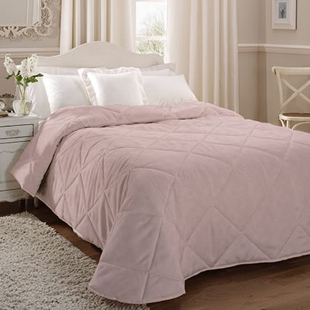 Quilted bedspread