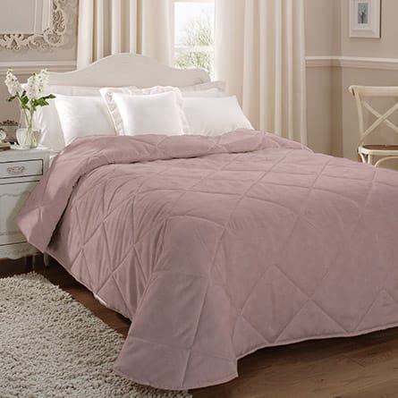Quilted bedspread