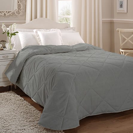 Quilted bedspread