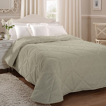 Quilted bedspread