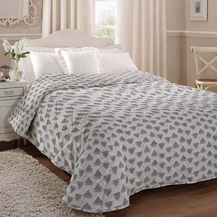 Quilted bedspread