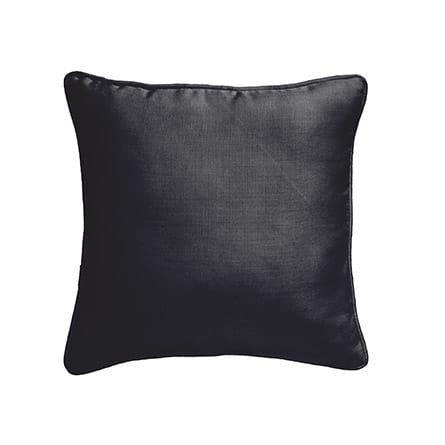 Piped cushion