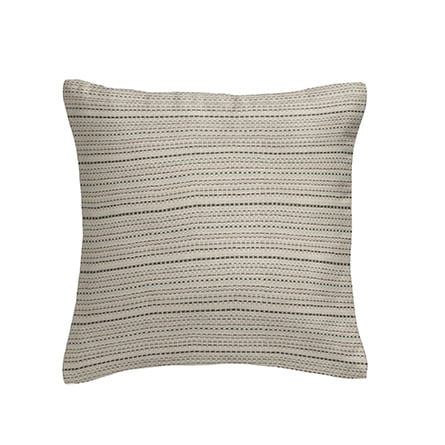 Piped cushion