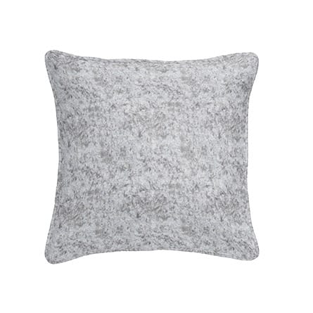 Piped cushion