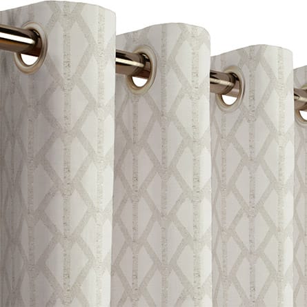 Eyelet curtain