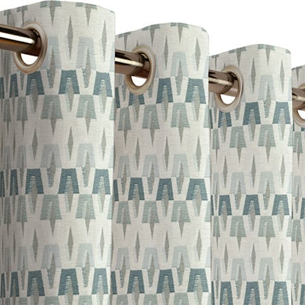 Eyelet curtain