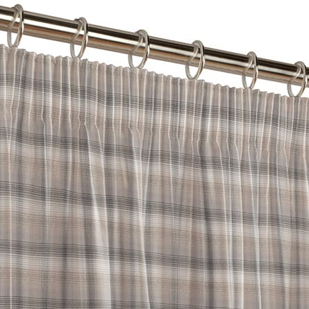 Pencil heading curtain
