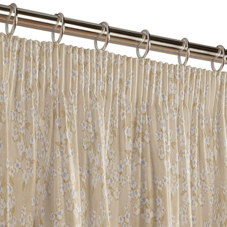 Pencil heading curtain