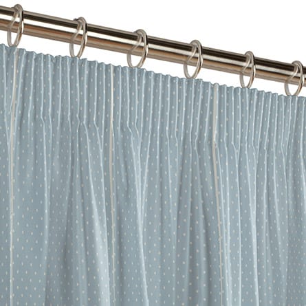 Pencil heading curtain