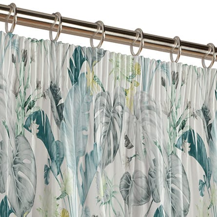 Pencil heading curtain