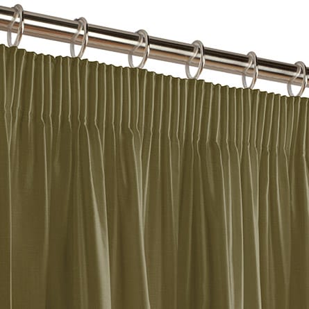 Pencil heading curtain