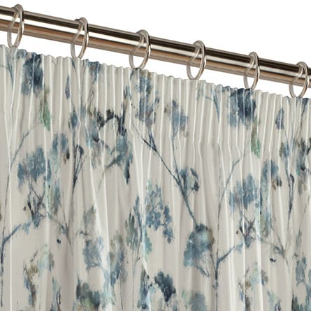 Pencil heading curtain