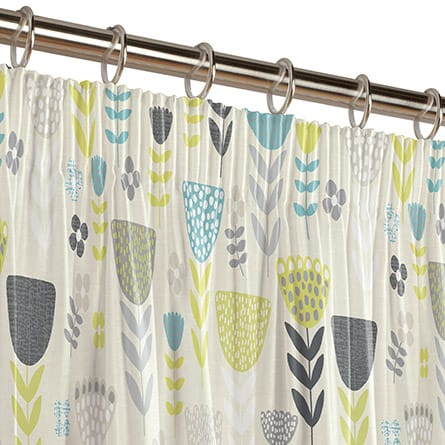 Pencil heading curtain