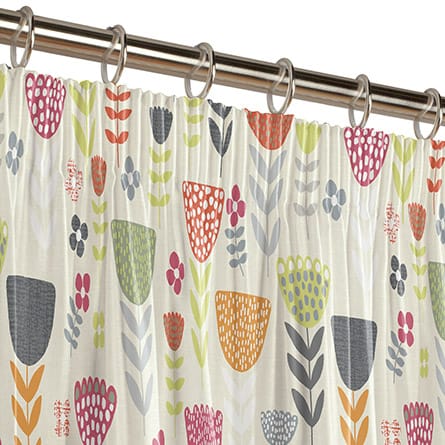 Pencil heading curtain