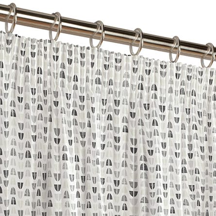 Pencil heading curtain