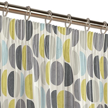 Pencil heading curtain