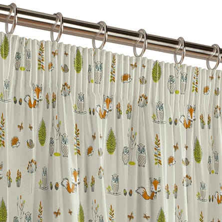 Pencil heading curtain