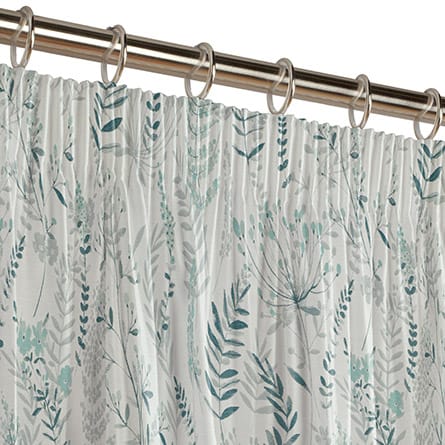 Pencil heading curtain