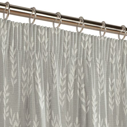 Pencil heading curtain