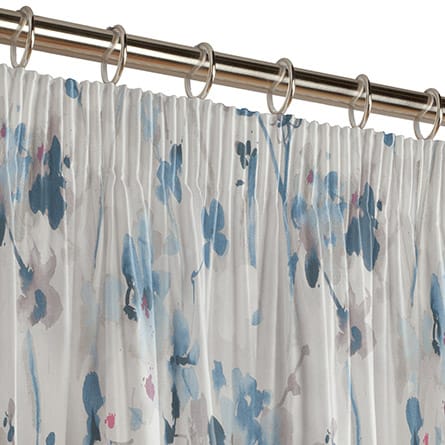 Pencil heading curtain