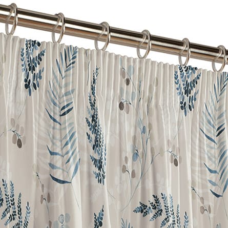 Pencil heading curtain