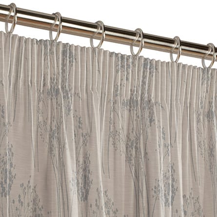 Pencil heading curtain