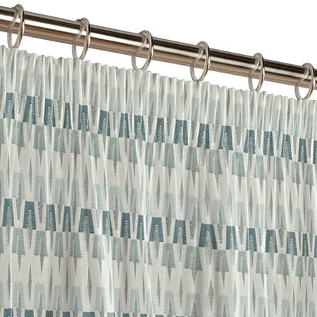 Pencil heading curtain