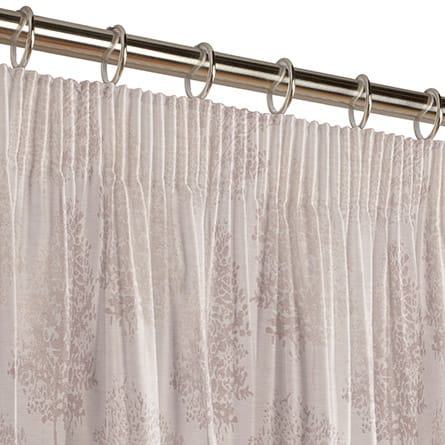 Pencil heading curtain
