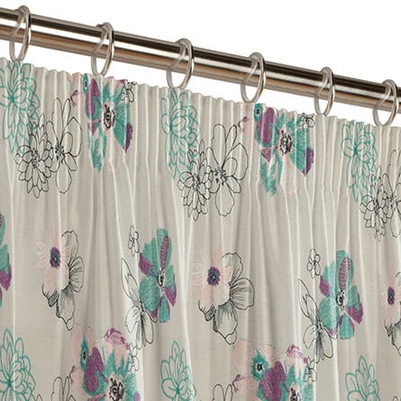 Pencil heading curtain