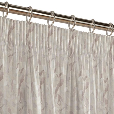 Pencil heading curtain