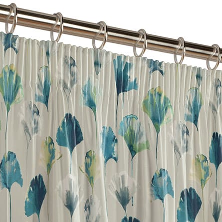 Pencil heading curtain